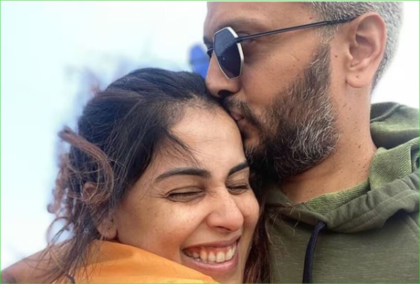 *১২ বছর ধরে বিবাহিত রীতেশ-জেনেলিয়া। তারপরেও তাঁদের রোম্যান্স ম্লান হয়নি। এটি বলিউডের অনেককে অবাক করে তাঁদের এই রসায়ন। এই দম্পতির একটি বিশাল ফ্যান ফলোয়ার রয়েছে। সংগৃহীত ছবি। 