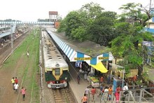 গঙ্গাসাগর মেলা উপলক্ষ্যে পূর্বরেলের বিশেষ ব্যবস্থা,১২টি ইএমইউ স্পেশাল ট্রেন চলবে