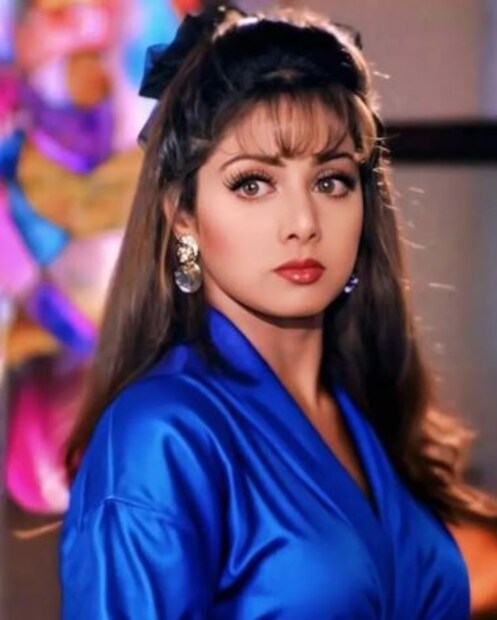 মজিদ বলেন, 'আমি একটি মামলায় শ্রীদেবীর প্রতিনিধিত্ব করছিলাম। সে সময় তিনি তাঁর ক্যারিয়ারের শীর্ষে ছিলেন। তাঁর এক ঝলক পেতে সকলে মরিয়া ছিলেন৷ এমনকি ম্যাজিস্ট্রেটও তাঁকে দেখতে খুব আগ্রহী ছিলেন। অব্যাহতির জন্য আবেদন করেন, কিন্তু তা অনুমোদিত হয়নি। বিচারক তাঁর উপস্থিতির জন্য জোর দেন। শ্রীদেবী আদালতে পৌঁছালে ভিড় নিয়ন্ত্রণ করা অসম্ভব হয়ে পড়ে। 