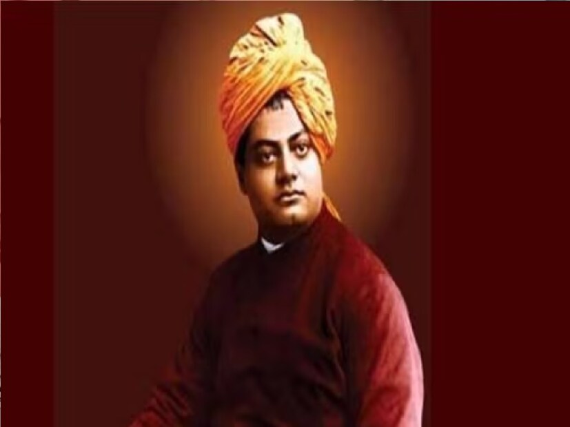 বিবেকানন্দ সন্ন্যাসজীবনের নানা সময়ে দৃপ্ত বাণী ছড়িয়ে দেন তাঁর আগুনে বক্তৃতার মাধ্যমে। তাঁর লেখা একাধিক বইয়েও রয়েছে এমন বাণী যা মানুষকে প্রতিনিয়ত উদ্বুদ্ধ করে।