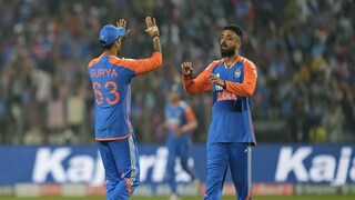 ভারত বনাম ইংল্যান্ড চতুর্থ টি টোয়েন্টি ম্যাচ Photo- AP 