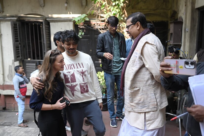 এই ছবির ডিরেক্টর অফ ফটোগ্রাফি হলেন প্রসেনজিৎ কোলে। আর্ট ডিরেক্টরের দায়িত্ব সামলেছেন তপন শেঠ। ছবির সঙ্গীত পরিচালনা করেছেন তমাল কান্তি হালদার। 