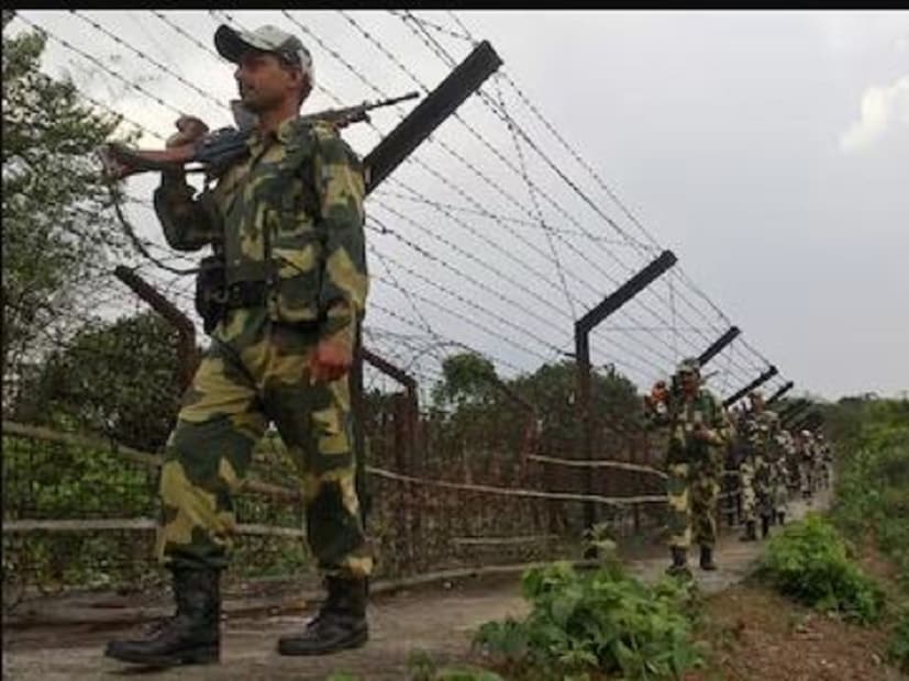 পরে অমৃতখণ্ড গ্রাম পঞ্চায়েত প্রধান দেবদূত বর্মণ ঘটনাস্থলে যান বলে জানা গেছে। কথা বলেন গ্রামবাসীদের সঙ্গে। এই সেই জায়গা যেখানে দু'পাশের গ্রামগুলিতে আন্তর্জাতিক সীমান্ত সংলগ্ন। তাকে স্পষ্টভাবে বলা হয়েছিল যে, ভারত আশা করে যে বিগত সরকারের সময় বাংলাদেশের সঙ্গে যে বিষয়গুলি নিয়ে একমত হয়েছিল তা বজায় থাকবে৷ 