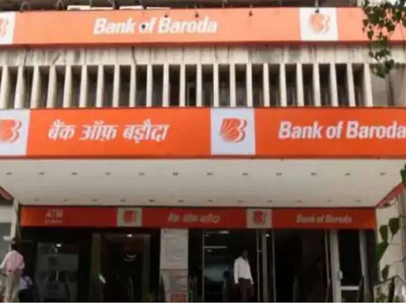 তার আগের বছর অর্থাৎ ২০২৩ সালের অক্টোবর-ডিসেম্বর ত্রৈমাসিকে ৪,৫৭৯ কোটি টাকার নিট মুনাফা করেছিল ব্যাঙ্ক অফ বরোদা। সেই হিসেবে ২০২৪-২৫ সালের তৃতীয় ত্রৈমাসিকে নিট মুনাফা ৫.৬ শতাংশ বেশি হয়েছে। 