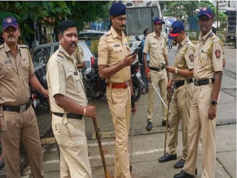 বরুয়াসাগর পুলিশের ইনটালিজেন্স বিভাগ জানাচ্ছে, নির্দোশ ব্যক্তিরা ছাড়া পেয়ে যাবে। 
