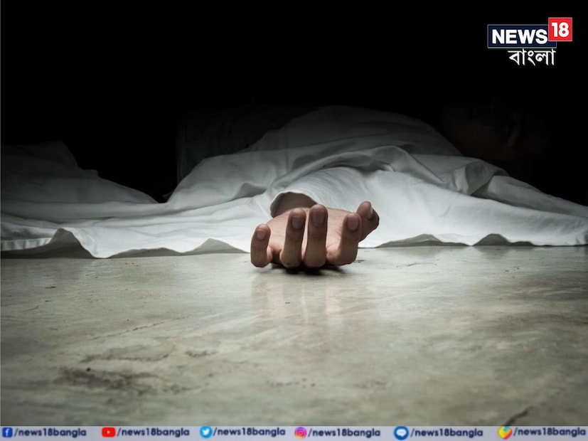জানা গেছে, মৃত ছাত্রের নাম অভিজিৎ পাত্র(২২)। বাড়ি পশ্চিম মেদিনীপুর জেলার সবং এলাকায়৷ অভিজিৎ কলেজে ব্যাচেলার অফ ফিজিও থেরাপি বিভাগের দ্বিতীয় বর্ষের ছাত্র ছিল। প্রতীকী ছবি।