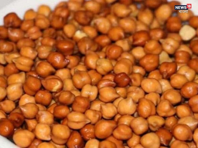 বিকল্প: বাসায় তৈরি নাস্তা যেমন—রোস্টেড চানা, বাদাম, ফলের সঙ্গে দই বা বেক করা সুইট পটেটো ট্রাই করুন।