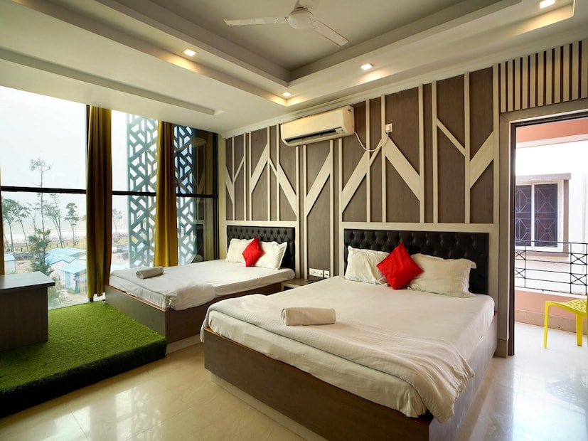 দিঘায় অসামাজিক কাজকর্ম বৃদ্ধি পাওয়ার পাশাপাশি অন্যান্য অপ্রীতিকর ঘটনা ঘটে যাওয়ার কারণে। তাই পুলিশ প্রশাসনের তরফ থেকে বারবার বিভিন্ন ধরনের পদক্ষেপ গ্রহণ করা হচ্ছে। দিঘাকে অপরাধমুক্ত সুন্দর এক পর্যটন কেন্দ্রে পরিণত করার লক্ষ্যমাত্রা নিয়ে নেমেছে প্রশাসন। পুলিশের তরফ থেকে অতিথি নামে একটি পোর্টাল চালু করা হয়েছে আগে। যে পোর্টালে দিঘায় আগত পর্যটকদের নথি আপলোড করতে হবে হোটেল কর্তৃপক্ষকে।