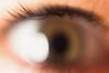 ঘুম থেকে উঠে হঠাৎ এক চোখে ঝাপসা দেখছেন? চোখেও স্ট্রোক হয়, কীভাবে বুঝবেন জানুন