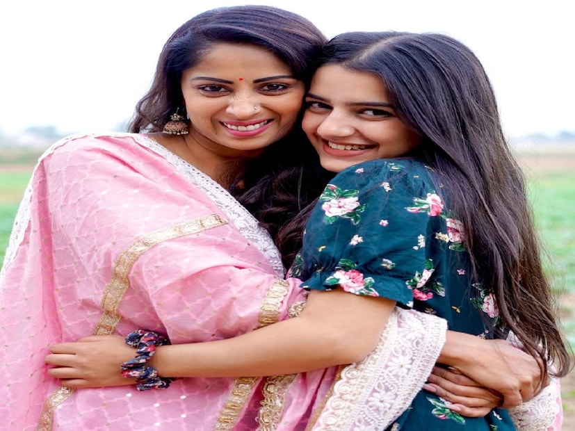সঙ্গীতা ঘোষকে সবাই চেনে 'দেশ মে নিকলা হোগা চাঁদ' টিভি শো থেকে, কিন্তু তিনি ছোটবেলা থেকেই ধারাবাহিকে কাজ করছেন। তিনি 'নচ বলিয়ে'র মতো রিয়েলিটি শোও হোস্ট করেছেন।