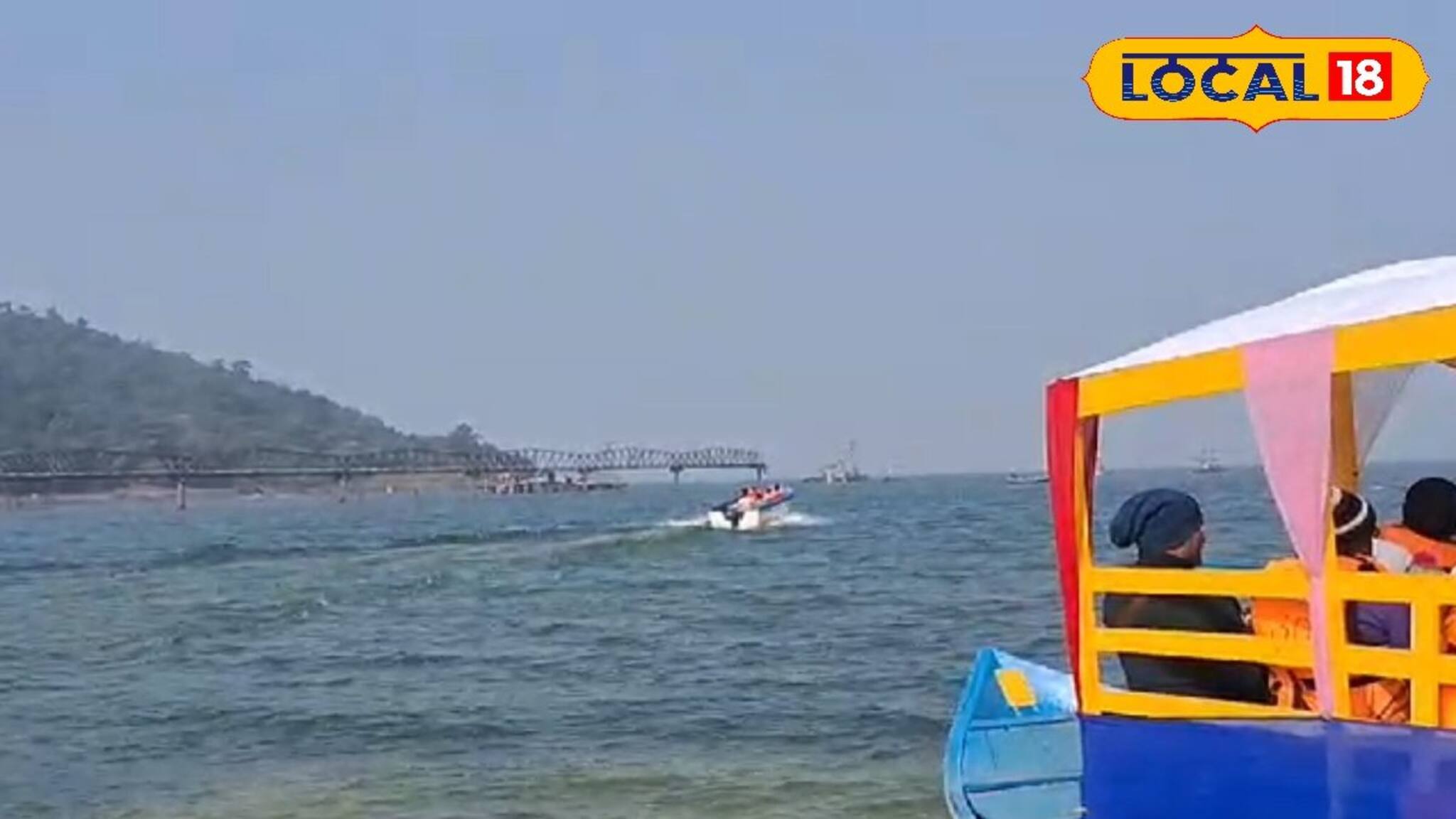 মন্দিরে পুজো দিয়েই ভক্তরা ছুটছেন এই জায়গায়! বছরের প্রথম সেকি কাণ্ড আসানসোলে