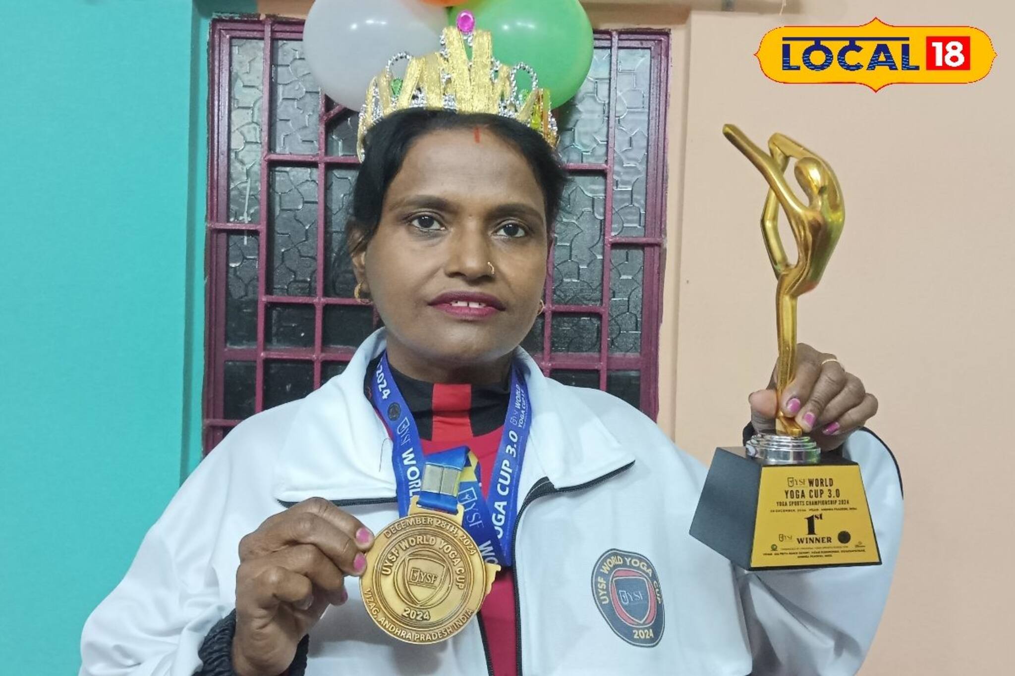 শারীরিক অসুস্থতা থেকে মুক্তি পাওয়ার জন্য শুরু করেছিল যোগাসন, এবার বিশ্বজয় করল গৃহবধূ