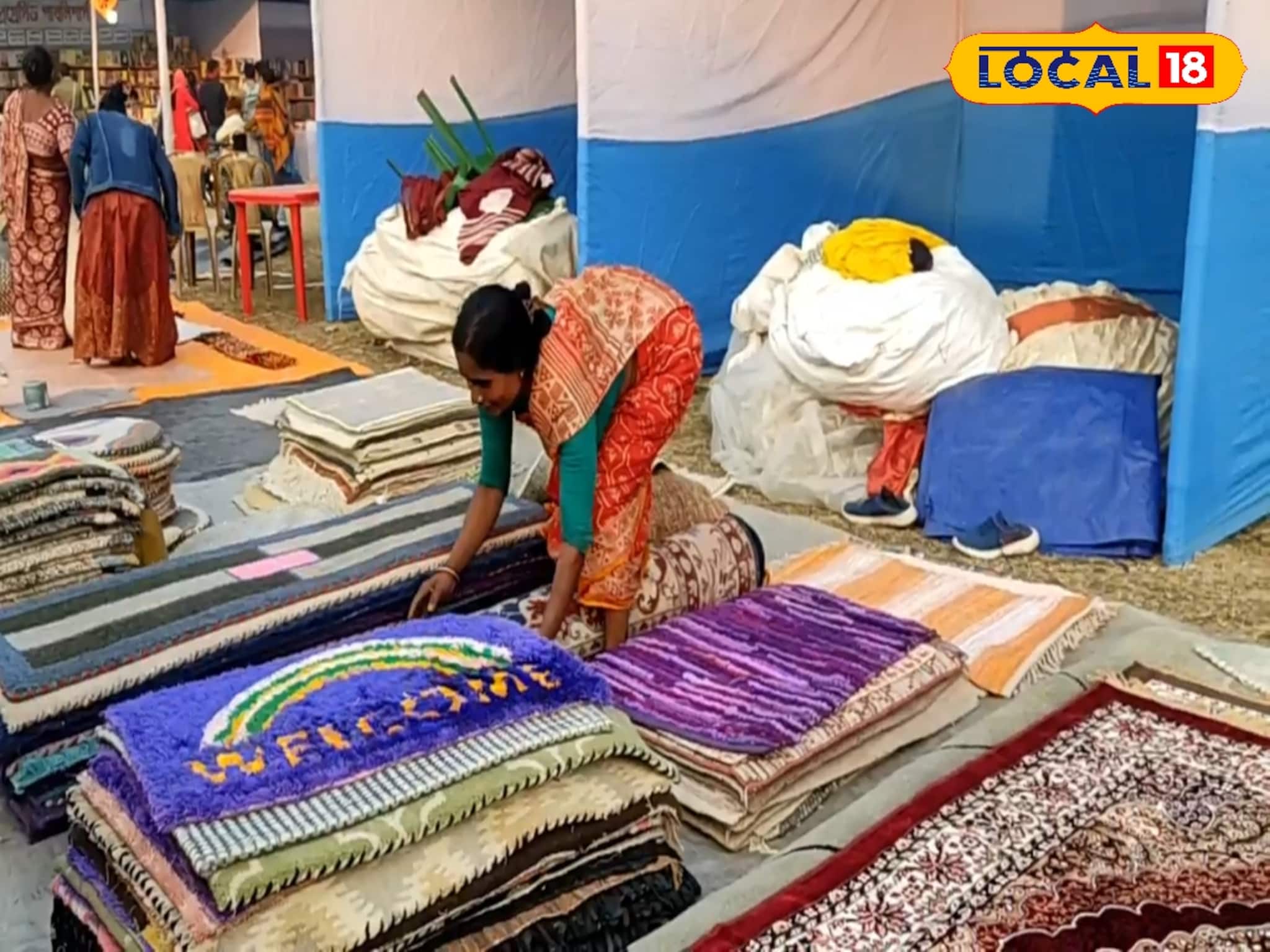 ৫ হাজার থেকে ১ লাখ! হরেক রকম কার্পেট বানিয়ে এই গ্রামের নামই এখন কার্পেট গ্রাম