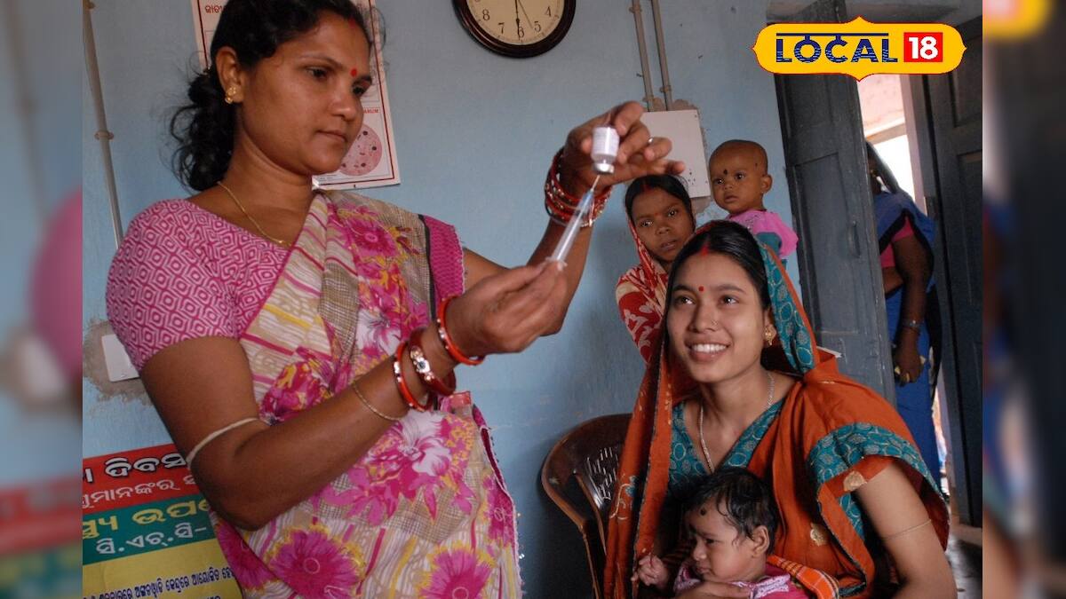 Government Job Alert: মাধ্যমিক পাশ করলেই সরকারি দফতরে মিলবে চাকরি! আজই আবেদন করুন Government Job Alert: মাধ্যমিক পাশ করলেই সরকারি দফতরে মিলবে চাকরি! আজই আবেদন করুন