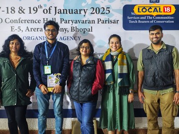 মধ্যপ্রদেশে সম্মানিত বাংলার পরিবেশকর্মী চিত্রক প্রামানিক মধ্যপ্রদেশে সম্মানিত বাংলার পরিবেশকর্মী চিত্রক প্রামানিক