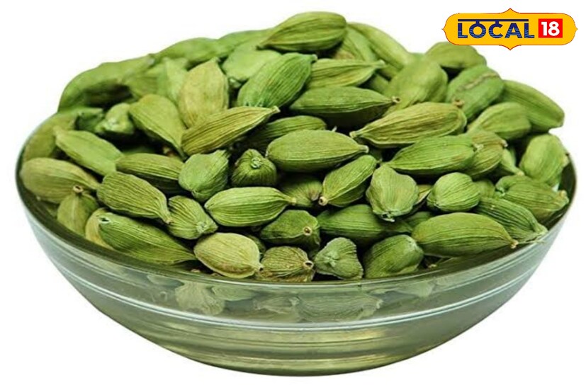এই শীতে রোজ কেন খাবেন এলাচ, জানুন আপনিও। এলাচ রোগ প্রতিরোধ ক্ষমতা অনেকটাই বাড়ায়। এলাচের গুণাগুণ সম্পর্কে জানিয়েছেন উদ্ভিদবিদ্যা বিশারদ অসীম সরকার।