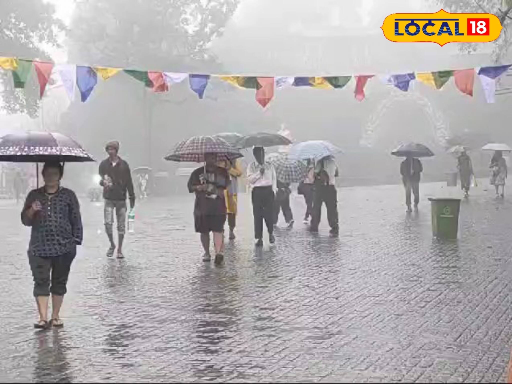 লাগাতার বৃষ্টিতে নাজেহাল পাহাড়! কলকাতা-সহ দক্ষিণে ফের বৃষ্টি? হাড় কাঁপানো ঠান্ডার ফিরছে?