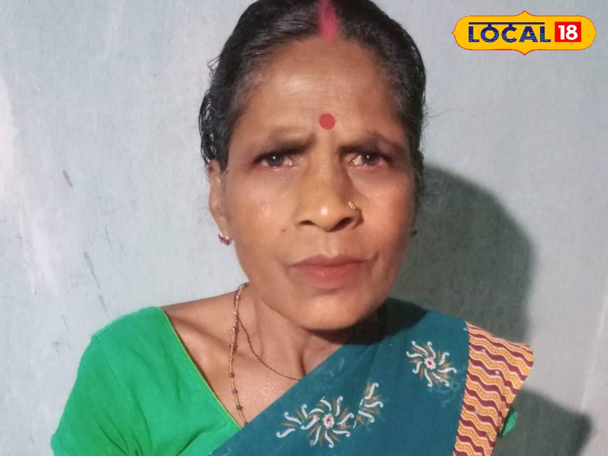 'মা ফেরেনি' মানতেই চায় না ছেলে, কুম্ভের ভিড়ে স্ত্রীকে হারিয়ে বাড়ি ফিরলেন অসহায় স্বামী