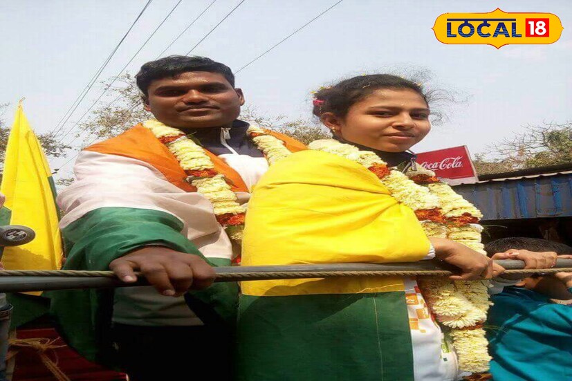 অচিন্ত্য শিউলির পদক জয়ের পর এবার কমনওয়েলথ গেমসে আশার আলো দেখাচ্ছে। দেউলপুর গ্রামের নিম্ন মধ্যবিত্ত পরিবারের শ্রাবণী দাস। 