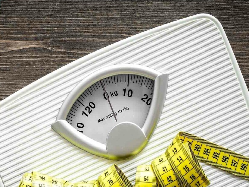 *BMI-যদি কারও BMI ১৮.৫ থেকে ২৪.৯-এর মধ্যে হয়, তবে তা নিখুঁত ওজন। কিন্তু কারও BMI ১৮.৫-এর নীচে হলে তাঁর ওজন কম, BMI ২৫ থেকে ২৯.৯-এর মধ্যে হলে তাঁর ওজন বেশি। একই সময়ে, যদি কারও BMI ৩০-এর বেশি হয় তবে তার অর্থ হল তিনি স্থূলতায় ভুগছে। সংগৃহীত ছবি। 