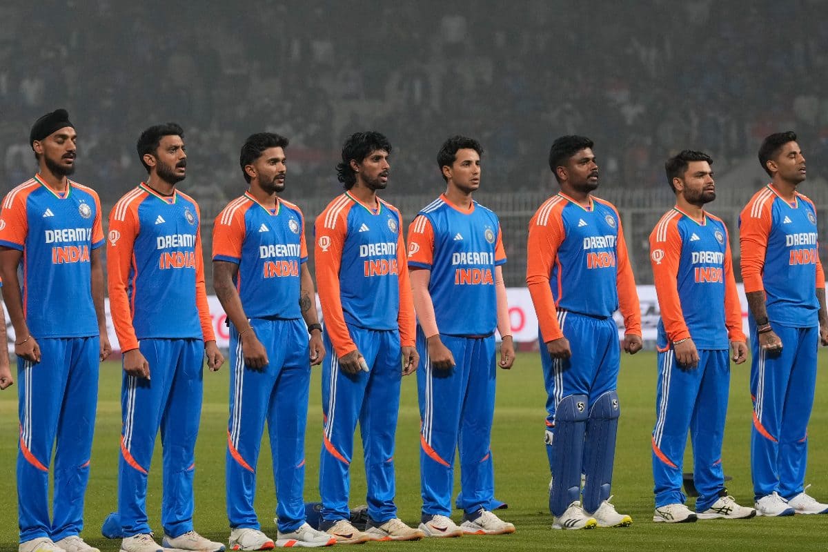 IND vs ENG 2nd T20: ভাঙছে উইনিং কম্বিনেশন! ভারতীয় দলে জোড়া বদল! কে থাকছে আর কে পড়ছে বাদ? IND vs ENG 2nd T20: ভাঙছে উইনিং কম্বিনেশন! ভারতীয় দলে জোড়া বদল! কে থাকছে আর কে পড়ছে বাদ?