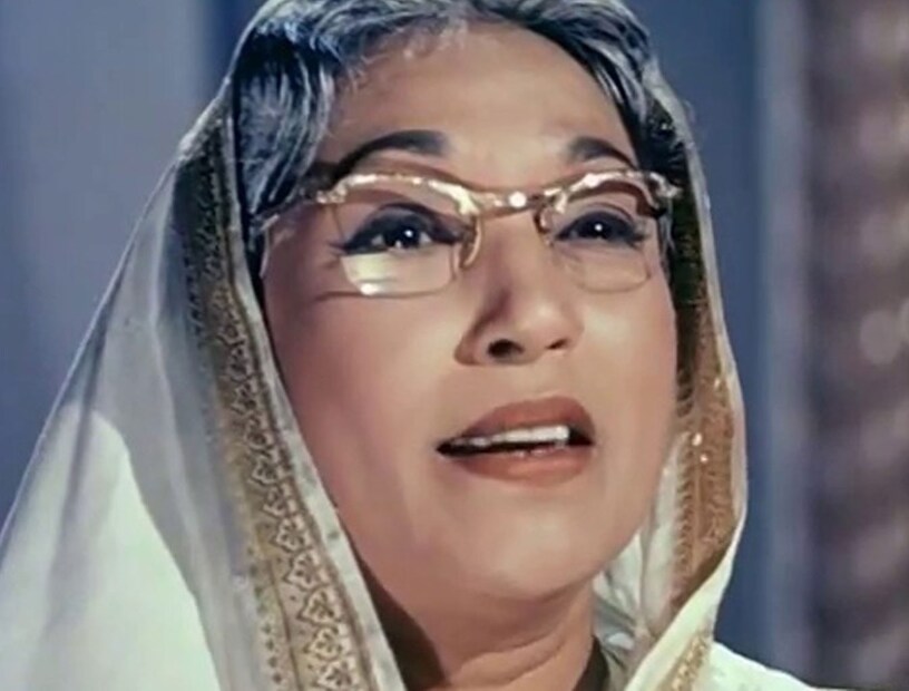 চোখ হারানোর পরে তাঁর নায়িকা হওয়ার স্বপ্ন ভেঙে যায়। কিন্তু তিনি থেমে থাকেননি। চরিত্র অভিনেতা হিসেবে কাজ করে তিনি চলচ্চিত্র জগতে নিজের আলাদা পরিচিতি গড়ে তুলেছিলেন। তাঁর অভিনীত নেতিবাচক ও শক্তিশালী চরিত্রগুলি আজও স্মরণীয়।