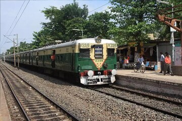 বৃহস্পতিবার থেকে ব্যাপক দুর্ভোগ শিয়ালদহ ডিভিশনে! বাতিল ৩০০টি লোকাল ট্রেন