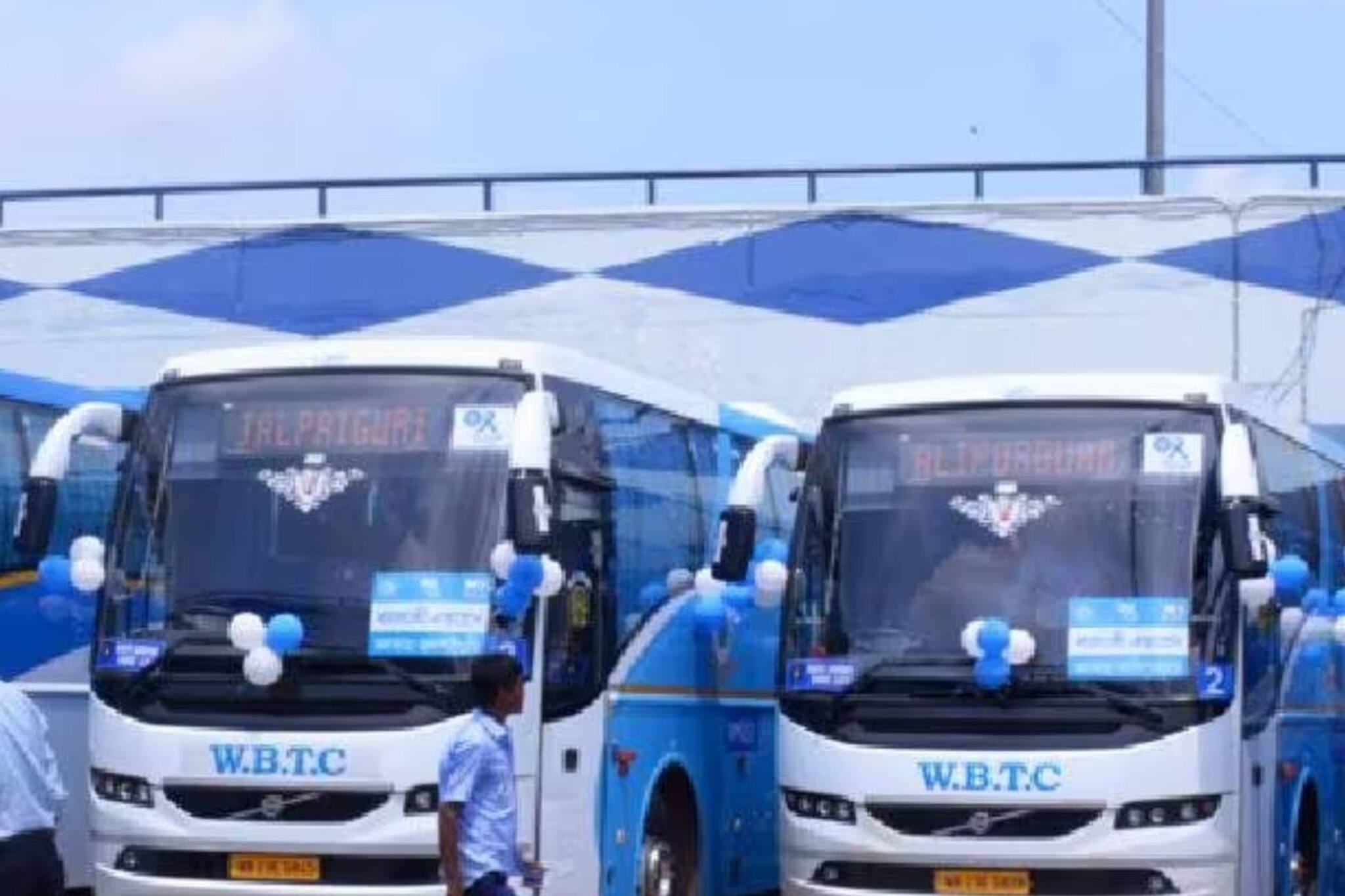 নেই চালক-কন্ডাক্টর, রাজপথে বাড়তি বাস নামাতে চেয়ে নবান্নের দ্বারস্থ পরিবহণ দফতর