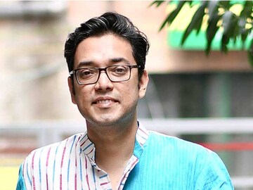 অনুপম রায়ের বই প্রকাশ পাচ্ছে কলকাতা বইমেলায়