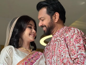 অবশেষে বিয়ে করলেন তাহসান! নববধূ রোজাকে নিয়ে আদুরে ছবি পোস্ট করলেন বাংলাদেশি গায়ক অবশেষে বিয়ে করলেন তাহসান! নববধূ রোজাকে নিয়ে আদুরে ছবি পোস্ট করলেন বাংলাদেশি গায়ক