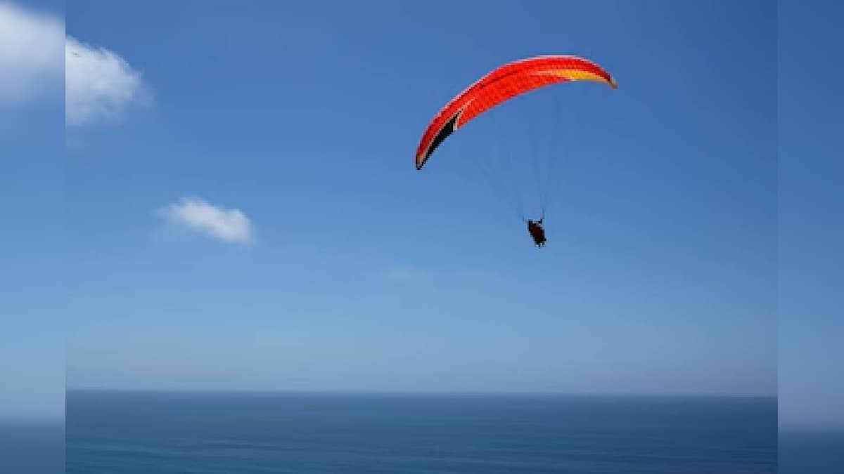 Tourist death: প্যারাগ্লাইডিং করতে গিয়ে ভয়াবহ দুর্ঘটনা! নিমেষে মৃত্যু চার জনের, আকাশ থেকে ছিটকে পড়ল দেহাংশ Tourist death: প্যারাগ্লাইডিং করতে গিয়ে ভয়াবহ দুর্ঘটনা! নিমেষে মৃত্যু চার জনের, আকাশ থেকে ছিটকে পড়ল দেহাংশ