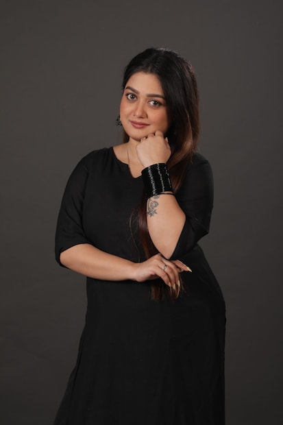 সম্প্রতি অনির্বাণ পরিচালিত রফিয়াত রশিদ মিথিলা অভিনীত ও অভাগী ছবিটি দর্শকমহল ও ফিল্ম সমালোচকদের দ্বারাও সমাদৃত হয়েছে। আর জাতীয় স্তরে বিভিন্ন পুরস্কারও পেয়েছে।