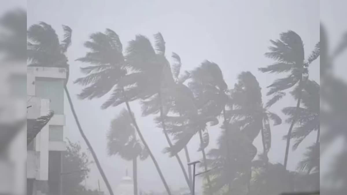 ভারী-অতি ভারী বৃষ্টির হুঁশিয়ারি…! ১২ রাজ্য কাঁপাবে ঝড়-বৃষ্টি-বজ্রপাত, কী সতর্কতা বাংলায়?