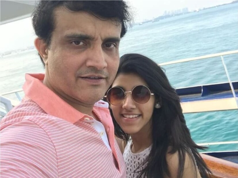 সম্প্রতি মহারাজের একটি ভিডিও সোশ্যাল মিডিয়ায় ভাইরাল হয়েছে। Your Food Lab কুকিং চ্যানেলে সৌরভকে দেখা গেল বিশেষ অতিথি হিসেবে। সেখানে খাবার-দাবার নিয়ে অনেক কথা বললেন সৌরভ।