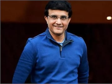 সৌরভ কাউকে বাড়িতে নেমন্তন্ন করলে কী খাওয়ান? অবাক করবে মেনু, পুরোটাই চমক
