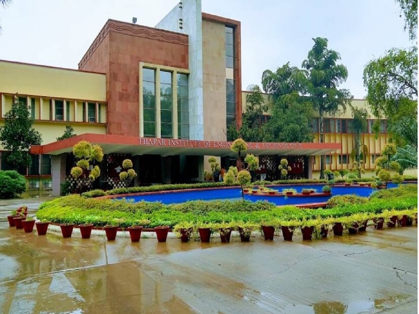 6. **থাপার বিশ্ববিদ্যালয়, পাঞ্জাব (র‌্যাঙ্ক ২৯)** ১৯৫৬ সালে প্রতিষ্ঠিত থাপার ইনস্টিটিউট অফ ইঞ্জিনিয়ারিং অ্যান্ড টেকনোলজি শিক্ষার্থীদের লাইব্রেরি, মেডিক্যাল সেন্টার এবং স্পোর্টস সুবিধা প্রদান করে। 