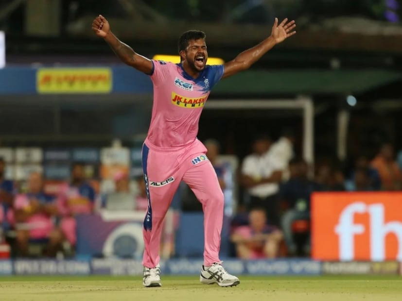 লিস্ট এ ক্রিকেটে ৮৮টি ম্যাচে ১৪১টি উইকেট নিয়েছেন। ৯৫টি টি-টোয়েন্টিতে রয়েছে ৯৩টি উইকেট। আইপিএলে খেলেছেন কেকেকেআরের হয়েও। মোট ৭টি আইপিএল দলের জার্সি গায়ে তুলেছেন তিনি।