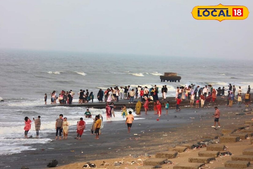 *বুধবার ও বৃহস্পতিবার ঘন কুয়াশার সতর্কতা পূর্ব ও পশ্চিম মেদিনীপুর জেলা, দক্ষিণ ও উত্তর ২৪ পরগনায়। কুয়াশার পর মেঘমুক্ত পরিষ্কার আকাশ। চড়া রোদে বাড়ছে তাপমাত্রার পারদ। ফাইল ছবি। 