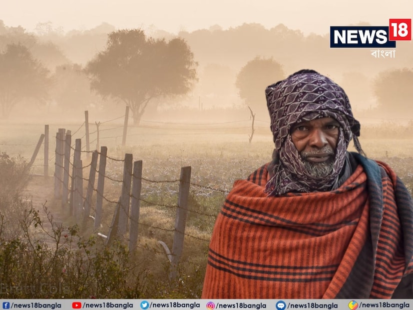 বাড়ছে পুবালী হাওয়ার দাপট। সঙ্গে বঙ্গোপসাগর থেকে জলীয় বাষ্প। এর প্রভাবেই বাড়ছে উষ্ণতা। সোম ও মঙ্গলবার আরও দু' ডিগ্রি তাপমাত্রা বাড়তে পারে। বুধবার থেকে ফের পারদ পতনের সম্ভাবনা। 