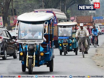 রাস্তায় চলাই দায়! টোটো বিক্রির দোকান সিল করে দিল জেলা পরিবহন দফতর 