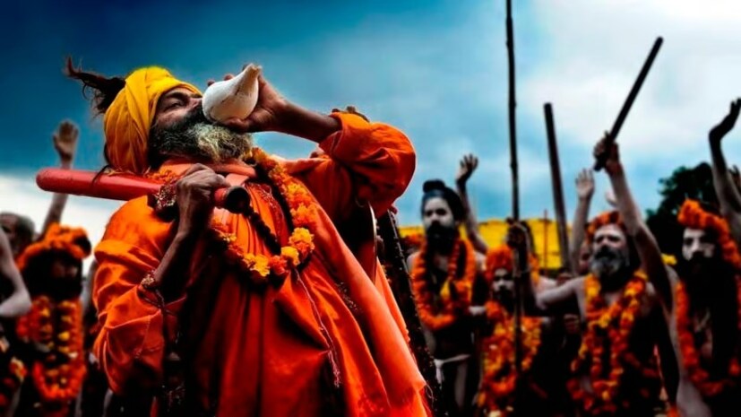 বিশেষ স্নান উৎসবে দাম বেড়েছে কয়েক গুন। হোটেলের ভাড়া প্রসঙ্গে হোটেলগুলিকে বুকিং রেট থেকে বেশি ভাড়া না নেওয়ার জন্য ইতিমধ্যেই নির্দেশ দিয়েছে পর্যটন দফতর।