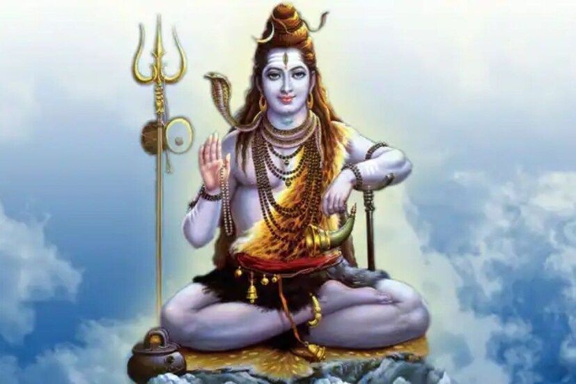ব্রহ্মা যখন জ্যোতির্লিঙ্গের উৎপত্তিস্থল খুঁজে পাননি, তখন তিনি একটি কেতকী ফুলকে তার মিথ্যা সাক্ষ্যের অংশ করে তোলেন। ব্রহ্মা ভগবান শিবকে মিথ্যা বলেছিলেন যে তিনি জ্যোতির্লিঙ্গের আদি দর্শন করেছেন এবং সাক্ষী হিসেবে কেতকী ফুল উপস্থাপন করেছিলেন। এই ছলনা ও মিথ্যাচারে ভগবান শিব অত্যন্ত ক্রুদ্ধ হয়েছিলেন। তিনি ব্রহ্মার পঞ্চম মাথা কেটে ফেললেন এবং কেতকী ফুলকে অভিশাপ দিলেন যে আজ থেকে এই ফুল আর কখনও তার পূজায় গ্রহণযোগ্য হবে না।