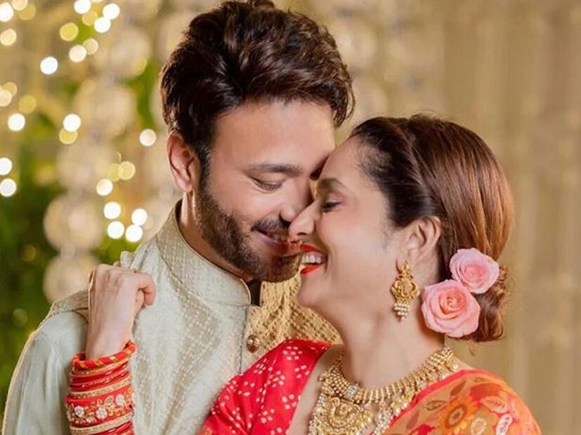 কৃষ্ণ অভিষেক তখন মজা করে বলেন যে এটি একটি  আমাদের ঘরে একটি বাচ্চা ছেলে আসছে। এই কথা শুনে করণ কুন্দ্রাও অঙ্কিতা লোখান্ডের কাছে ছুটে যান এবং জিজ্ঞাসা করেন যে তিনি কি গর্ভবতী?