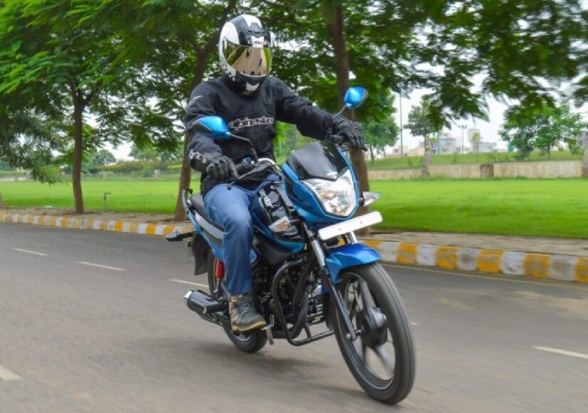 বাইক একটা যন্ত্র। আরও স্পষ্ট করে বললে, অনেক যন্ত্রের সমষ্টি। ইঞ্জিন, গিয়ার বক্স, পিস্টন কত কিছু আছে। সঙ্গে আছে ছোট ছোট যন্ত্রাংশ। এই সব কিছু একসঙ্গে চলতে শুরু করলে বাইকও চলে। কিন্তু বাইক থামলে?