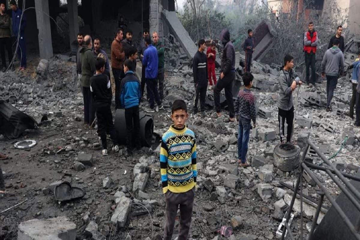 Israel-Gaza Conflict: ১৫ মাসের যুদ্ধ শেষের পথে যুদ্ধবিরতি ইজরায়েল-গাজায়, শুরু বন্দি প্রত্যর্পণ প্রক্রিয়া Israel-Gaza Conflict: ১৫ মাসের যুদ্ধ শেষের পথে যুদ্ধবিরতি ইজরায়েল-গাজায়, শুরু বন্দি প্রত্যর্পণ প্রক্রিয়া