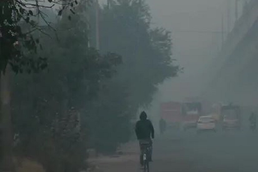 পশ্চিমী জেলাগুলির তাপমাত্রা ১০ ডিগ্রি সেলসিয়াস এর কাছাকাছি। নতুন করে পশ্চিমী ঝঞ্ঝা প্রবেশ করবে রবিবার। সোমবার থেকে আবারও দক্ষিণবঙ্গের জেলাগুলিতে তাপমাত্রার পারদ বাড়ার সম্ভাবনা রয়েছে। তবে রবিবার পর্যন্ত শীতের স্পেল বজায় থাকবে।