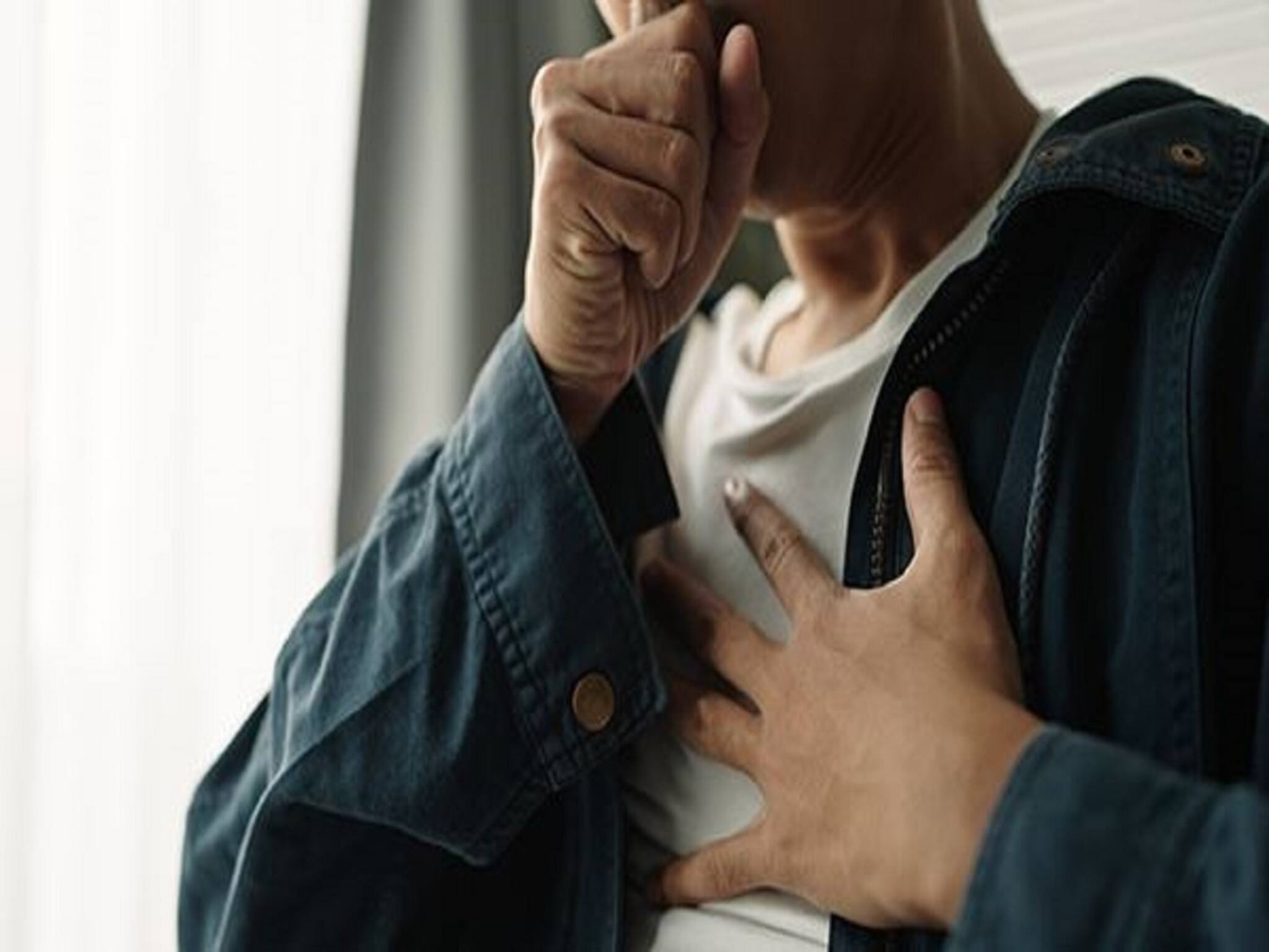 Cold and Cough Remedies: আবহাওয়া পরিবর্তনে সর্দি-কাশি? এই ঘরোয়া প্রতিকারগুলি ব্যবহার করে দেখুন, ডাক্তারের কাছে যেতে হবে না