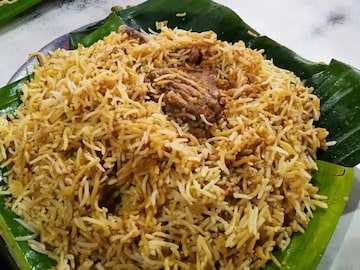 Biryani: বাকিতে দশ প্লেট বিরিয়ানির দাবি, না বলতেই দোকানে তাণ্ডব! নিউ টাউনে ধুন্ধুমার