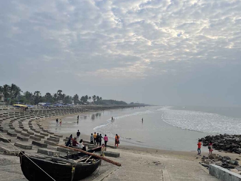 আসলে দিঘার সমুদ্র অর্থাৎ বঙ্গোপসাগর গিয়ে মিশেছে ভারত মহাসাগরে মিশেছে। এরপর শুধুই জলরাশি। তারপর স্থলভাগ বলতে একমাত্র বরফের দেশ আন্টার্টিকা রয়েছে।