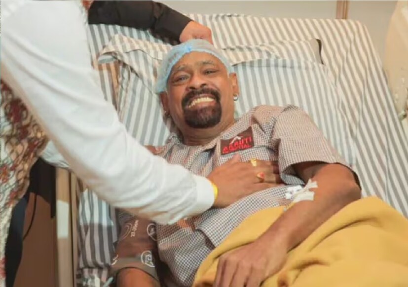 মুম্বইয়ের জুয়েল টাওয়ারে একটি বিলাসবহুল থ্রি বিএইচকে ফ্ল্যাটে থাকেন কাম্বলি। সেই অ্যাপার্টমেন্টে অজিত আগরকর, অজিঙ্ক রাহানেরও ফ্ল্যাট রয়েছে। 